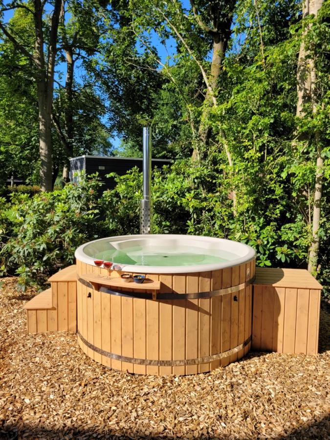 Retro Chic Wellness Met Hottub & Sauna Ewijk Exterior photo