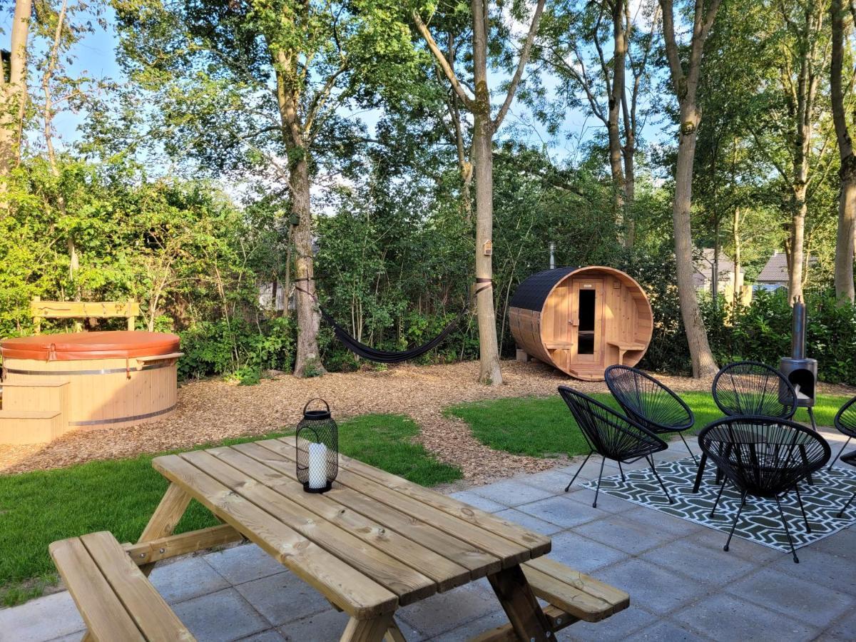 Retro Chic Wellness Met Hottub & Sauna Ewijk Exterior photo